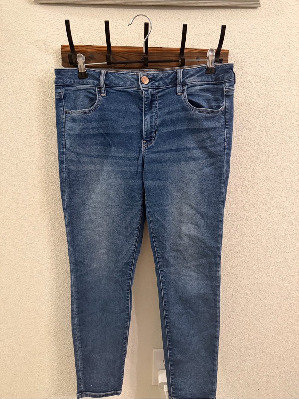 American Eagle Outfitters Dark Blue Skinny Jeans
